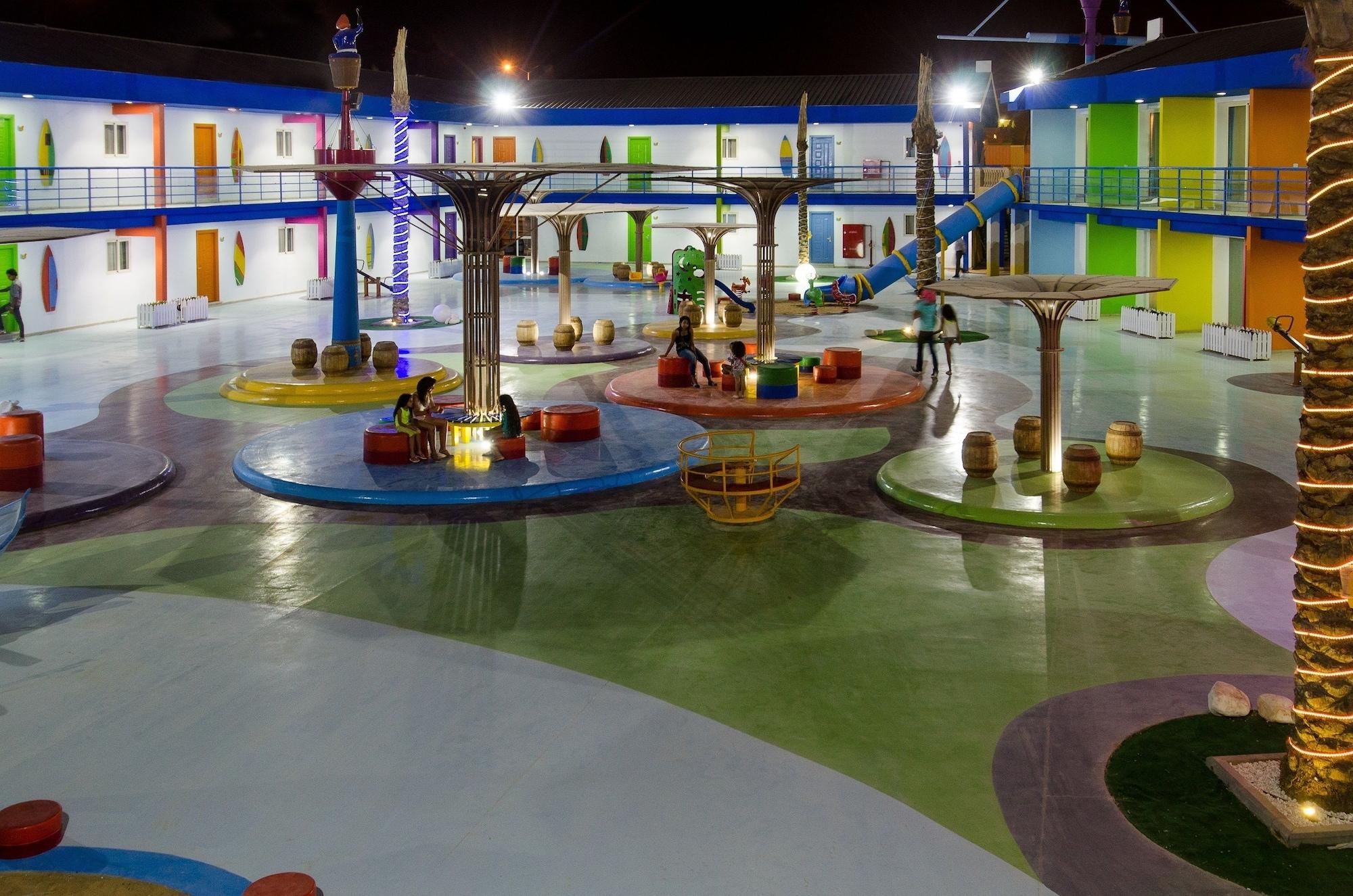 Swiss Inn Teda Hotel & Aqua Park Ajn-Szuhna Kültér fotó