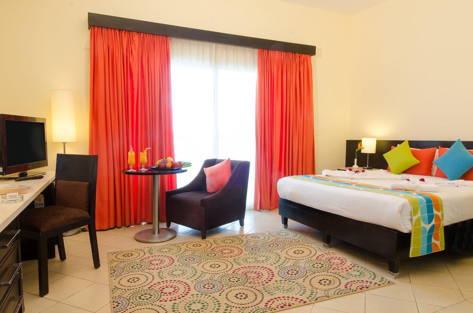 Swiss Inn Teda Hotel & Aqua Park Ajn-Szuhna Kültér fotó