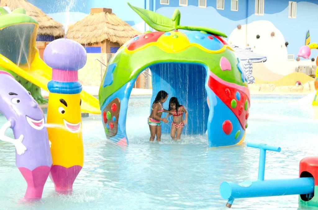 Swiss Inn Teda Hotel & Aqua Park Ajn-Szuhna Szoba fotó