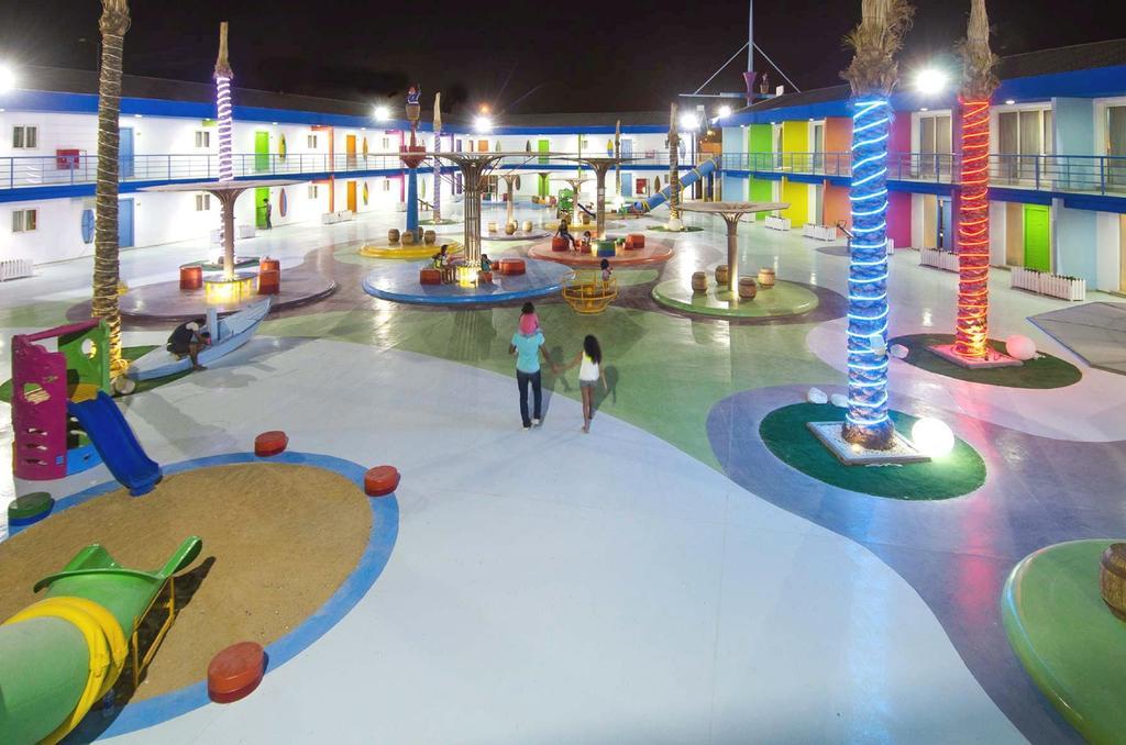 Swiss Inn Teda Hotel & Aqua Park Ajn-Szuhna Kültér fotó